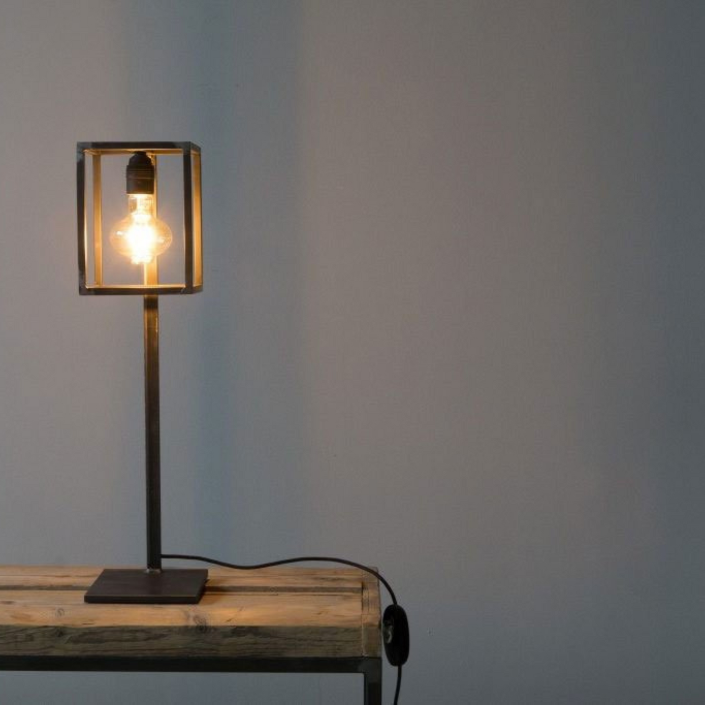 Niuda Piccola Table Lamp