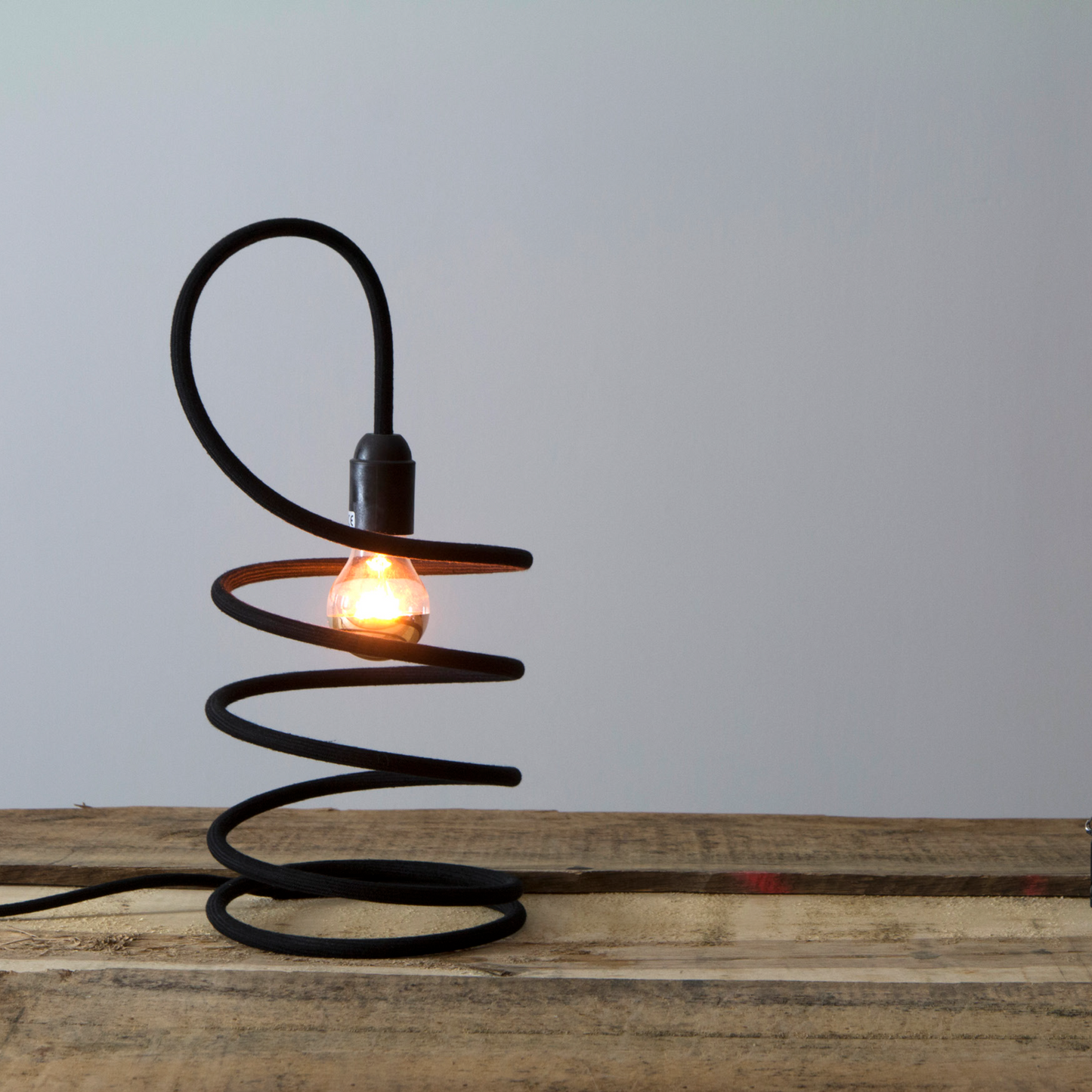 Stringimi Table Lamp